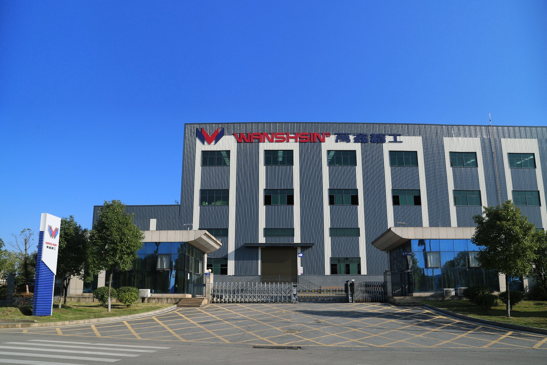 1652062726133698.jpg 2T2A9905.JPG